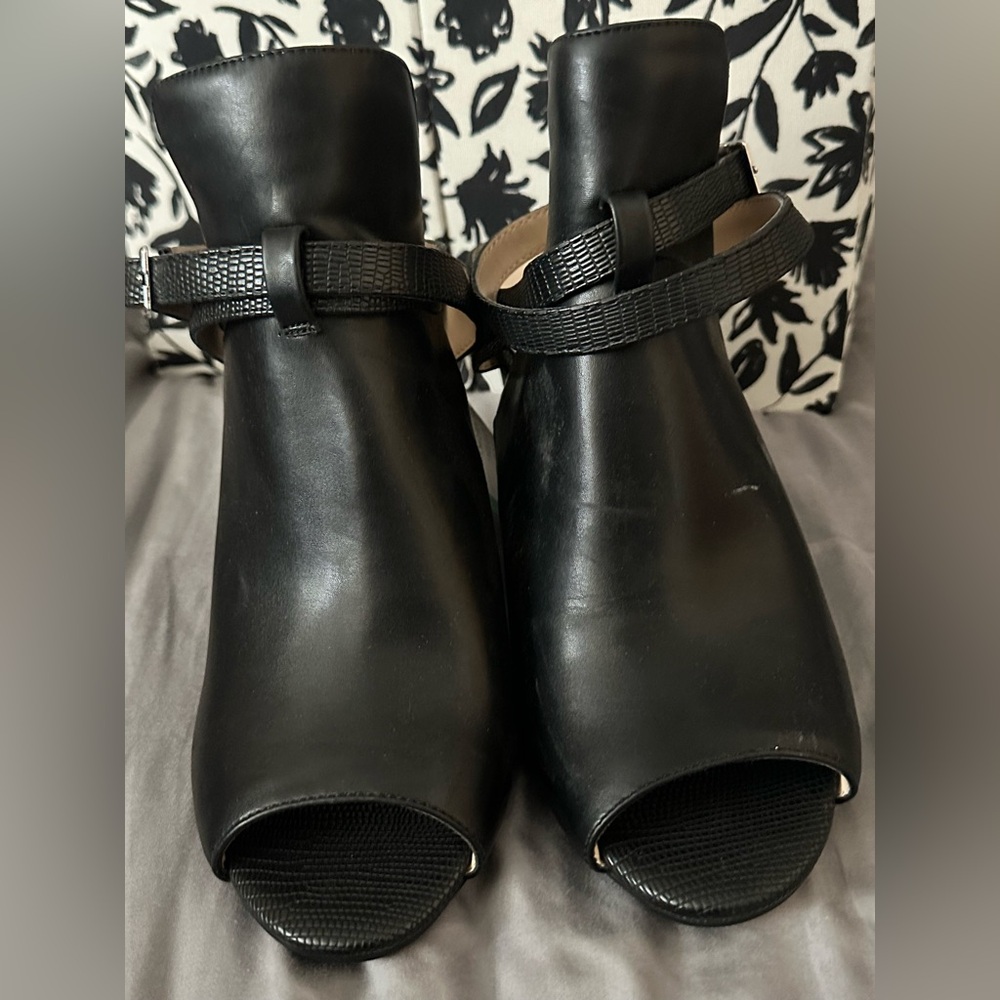 Andrew Geller Black Wedge Shoes